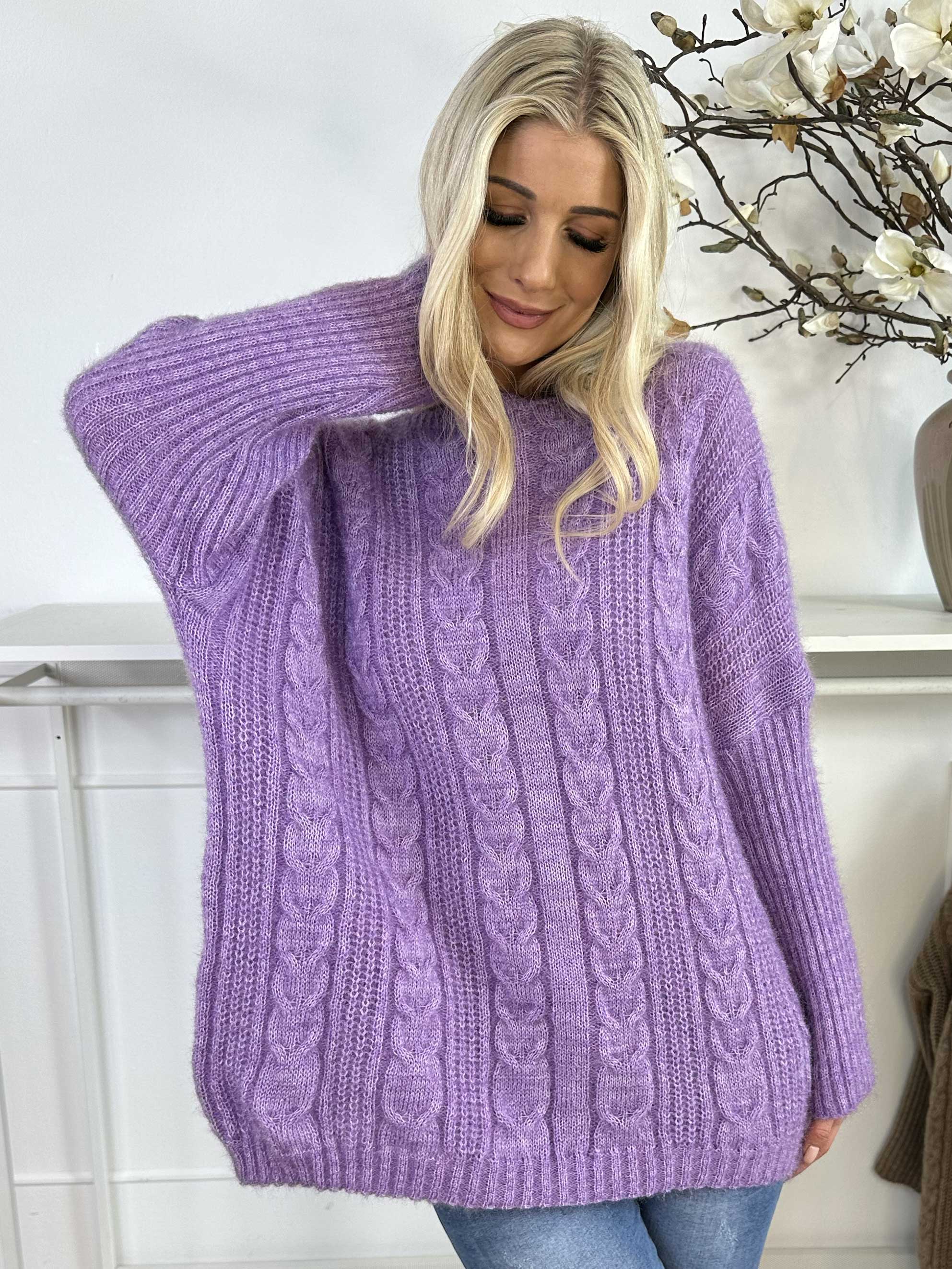 Johanna - Strikbluse med kabelstrik i shiny strik